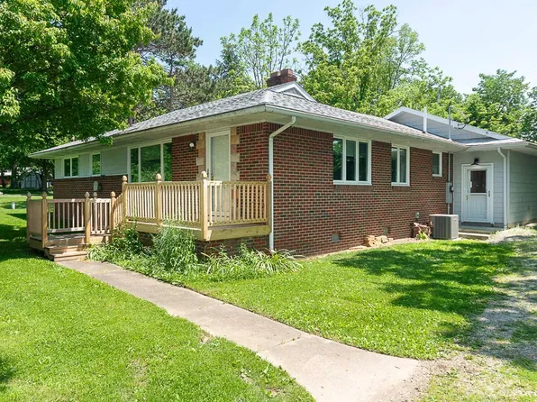 3657 N Ridge Rd, Port Clinton, OH 43452