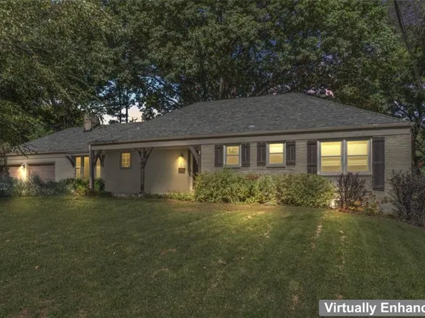 3816 W 50th St, Roeland Park, KS 66205