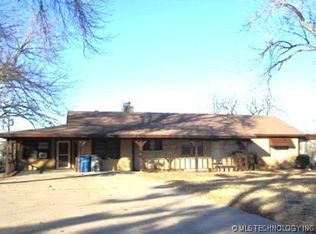 5915 E 5th St, Tulsa, OK 74112