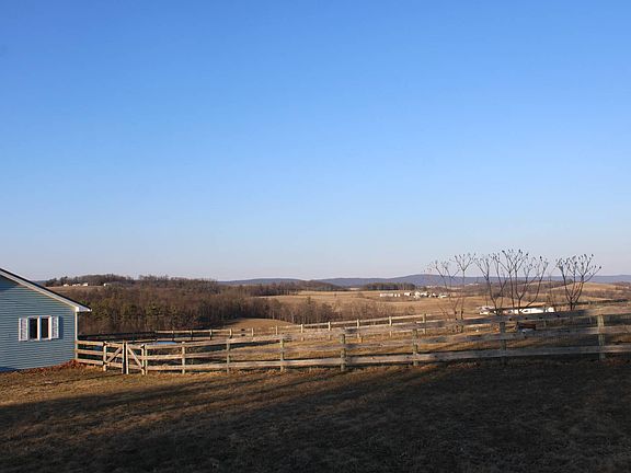 4th image of 90 Boyer Rd