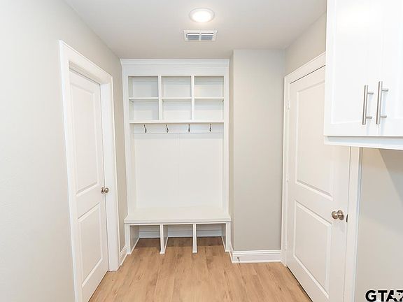 4th image of 19152 Ambrosia Dr