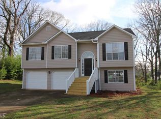 320 Briarwood Dr, Winder, GA 30680