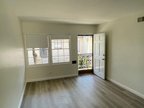 3rd image of 522 N 3rd St #520-1/2