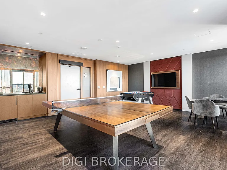 560 Rideau St #1201 — Photo 27