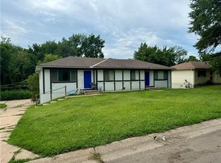 3300 N 84th Pl, Kansas City, KS 66109