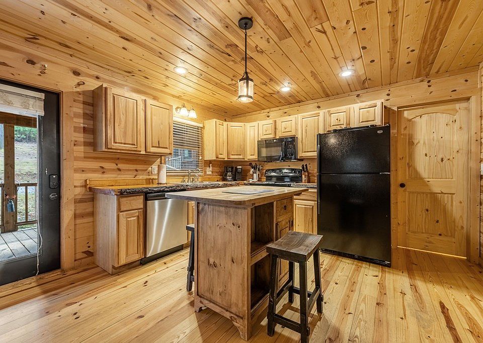 388 Ridgecrest Dr Blue Ridge GA Zillow