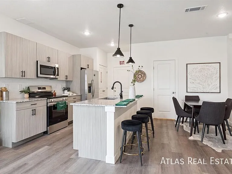 The Villas at Ridgeline Vista — Photo 160