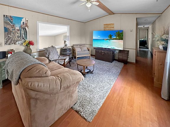 5th image of 324 Sunflower Estates Rd