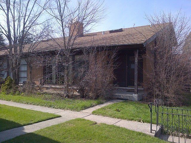 1st image of 6442 N Spaulding Ave