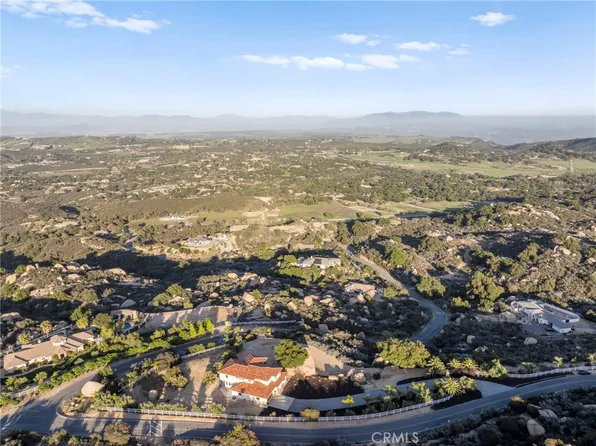 41950 Hacienda Dr, Murrieta, CA 92562