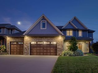 19701 Farnam St, Elkhorn, NE 68022