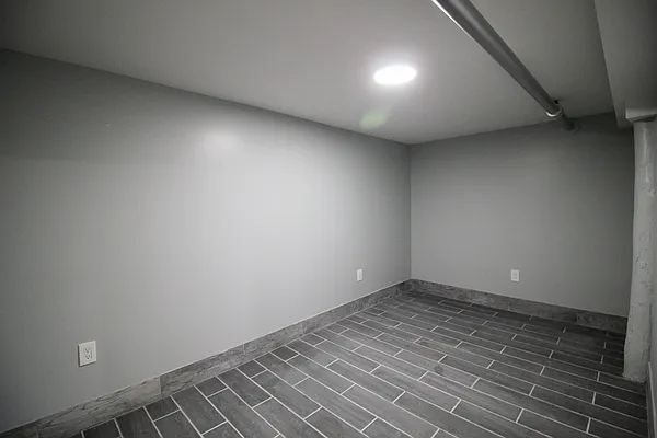 Rented by Hagstrom Management Inc | media 22