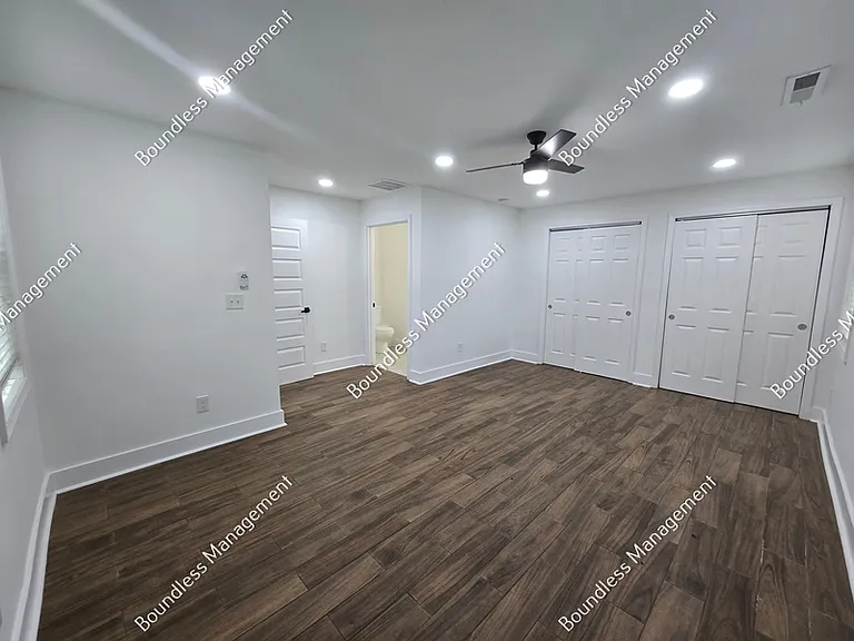 1064 Westmoor Dr NW — Photo 12