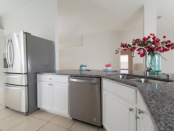 4th image of 2909 Noah Cir