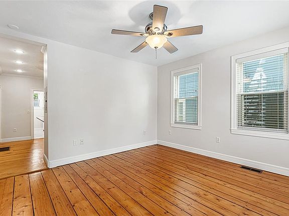 4th image of 510 Wickenden St #1