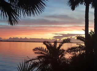 2807 Riverview Dr, Melbourne, FL 32901