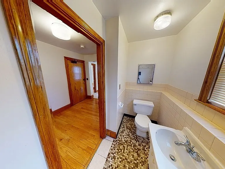 1 Normandy St #3 — Photo 9