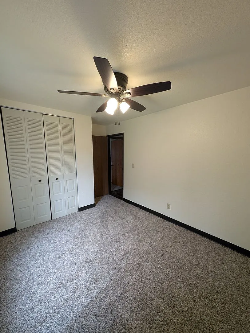 Fox River Bluff — Photo 1