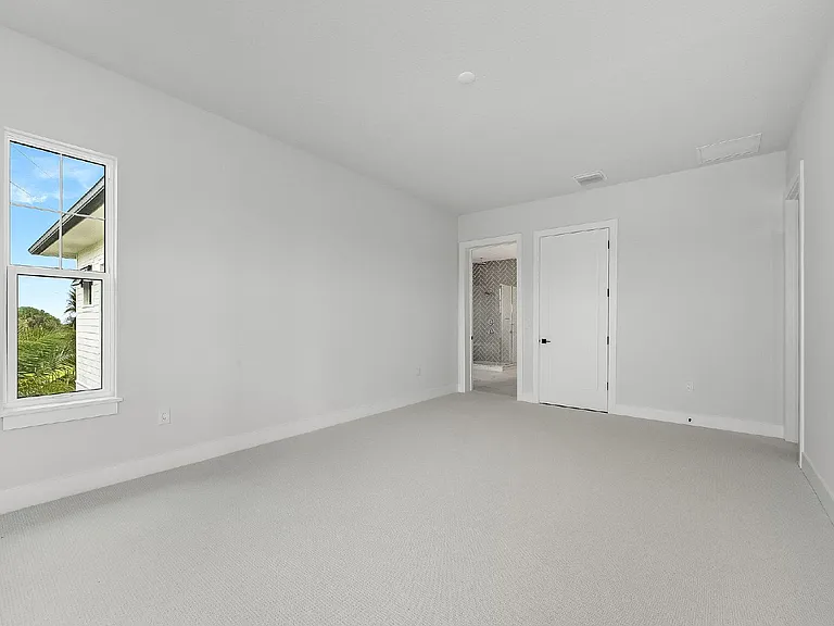 111 Watson Dr — Photo 26
