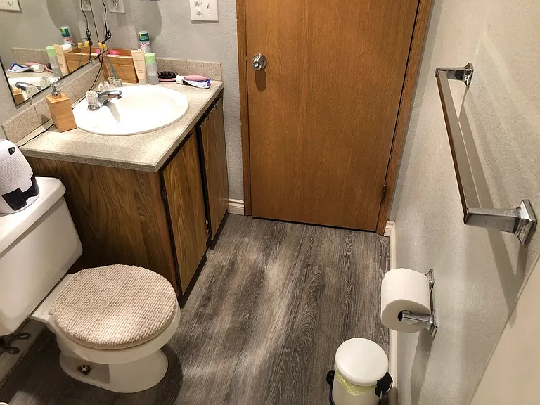 Westwood Apartments — Photo 9