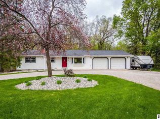 8410 S Jackson Rd, Clarklake, MI 49234