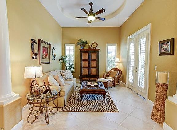 3rd image of 9068 Cherry Oaks Trl