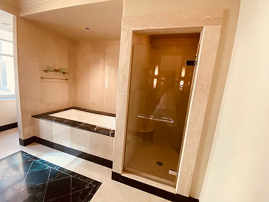 Rented by Metropolis Real Estate of Manhattan | media 27