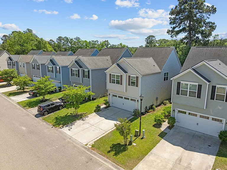 8988 Cat Tail Pond Rd — Photo 41