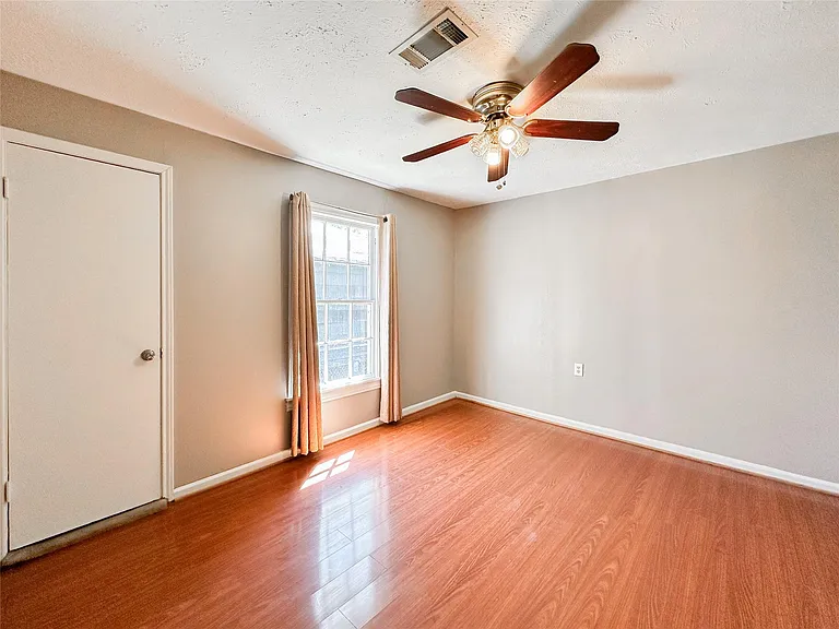 132 Grothe Ln — Photo 14