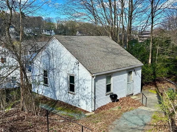 55 Caldwell Rd, Waltham, MA 02453