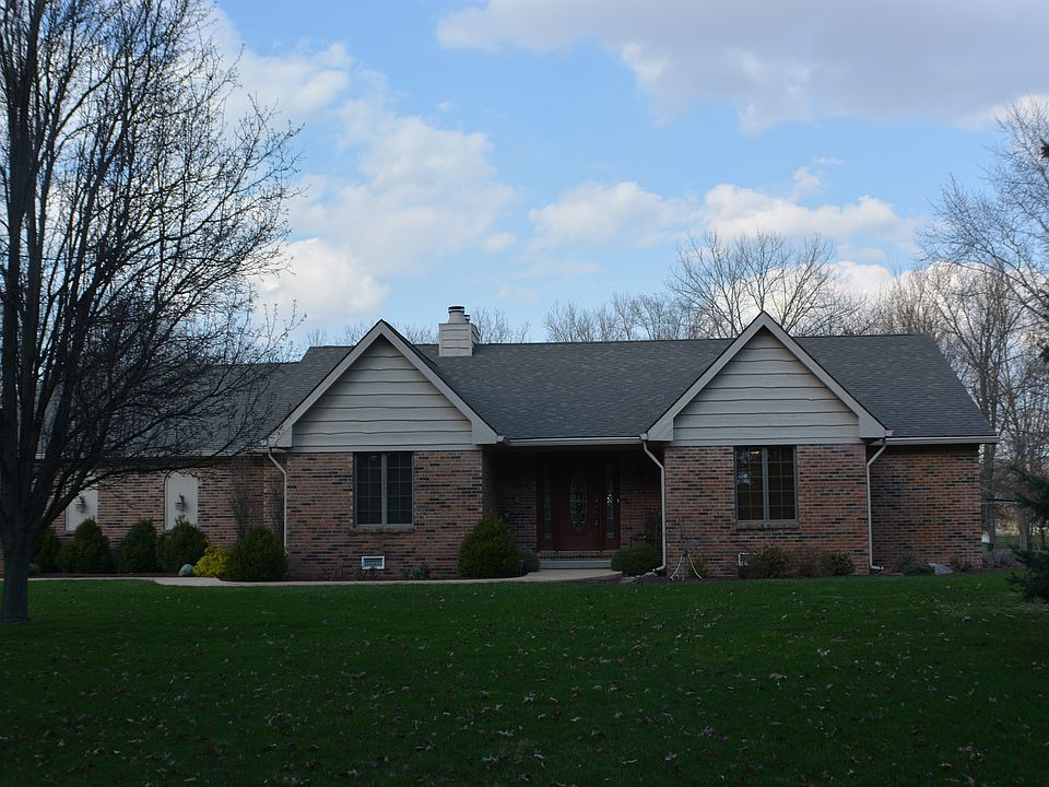 1st image of 6389 Lakewood Dr