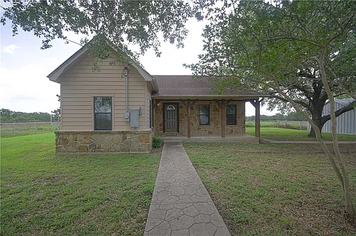 9852 FM 1179 Photo 1