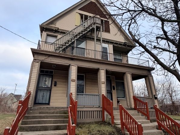 2322-2324 N 6th St