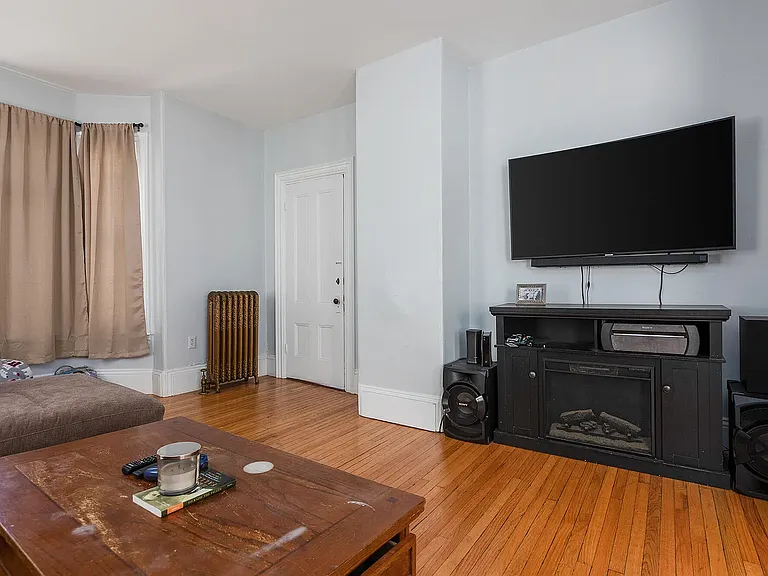 14 Pleasant St #1 — Photo 11