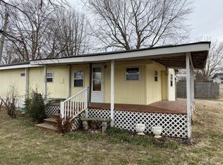 S Landrum St, Mount Vernon, MO 65712