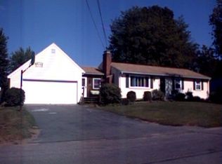 16 Sam St, Enfield, CT 06082