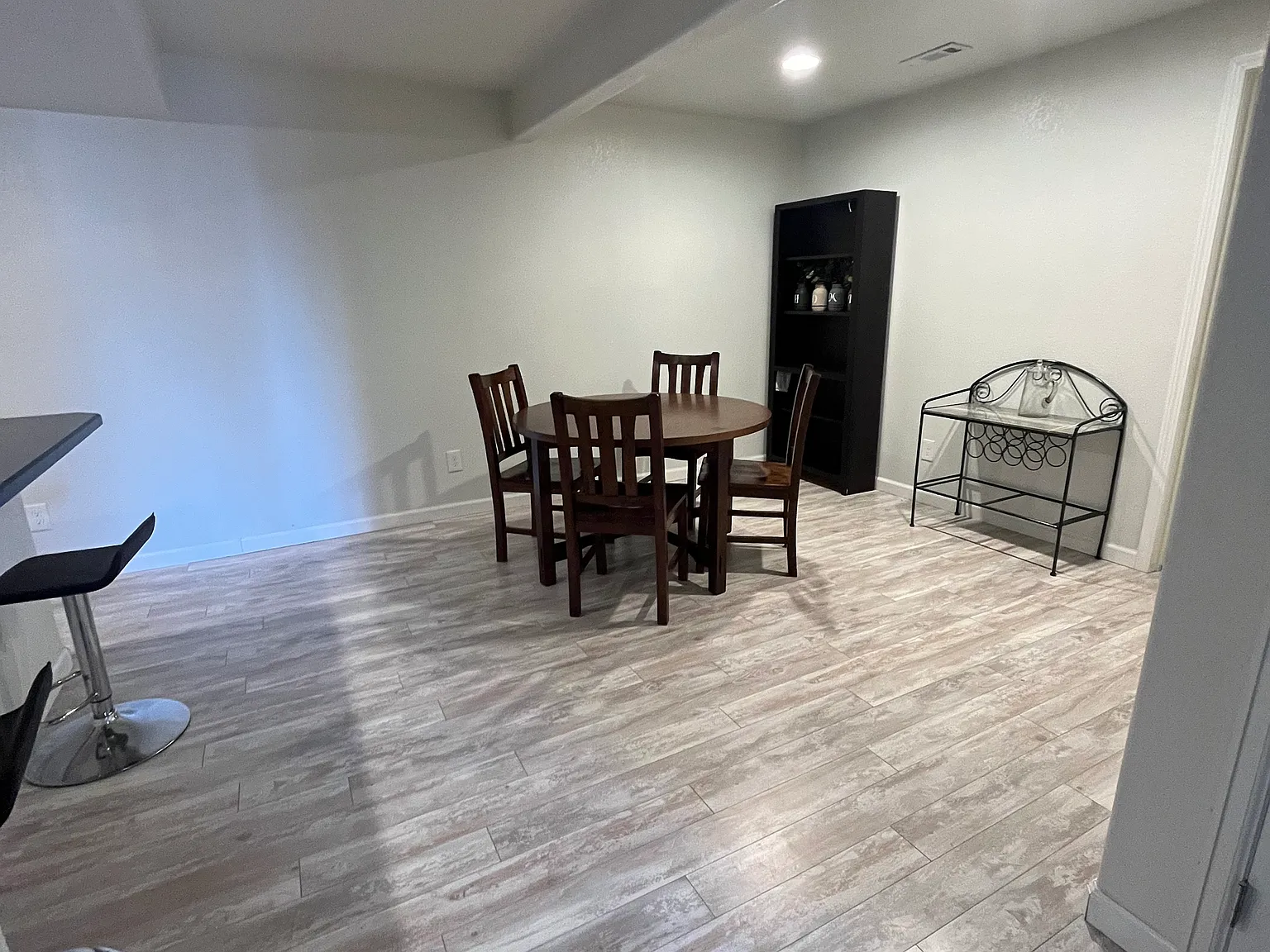 1 bed, $1,100 — Photo 3