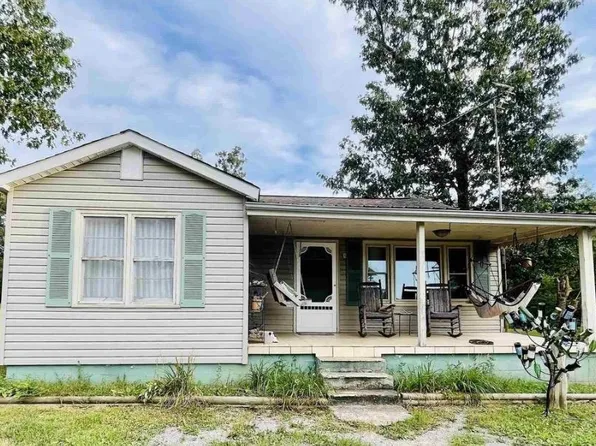 104 Shady Grove Rd, Arab, AL 35016