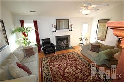 5th image of 1020 Sheffield Drive