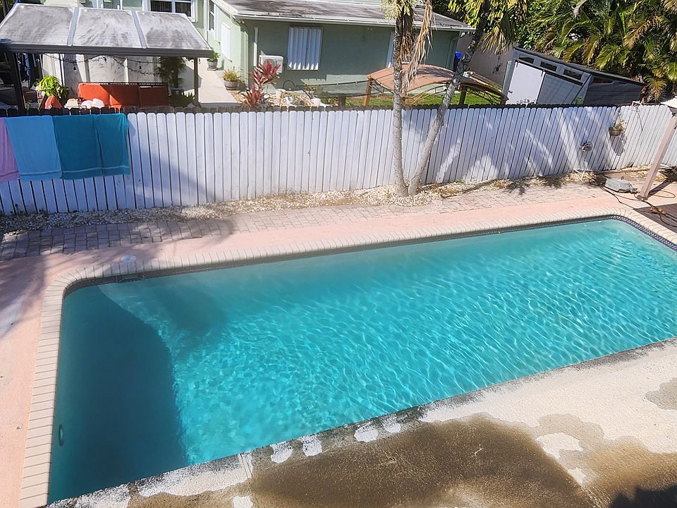 2nd image of 6805 SW 11th St