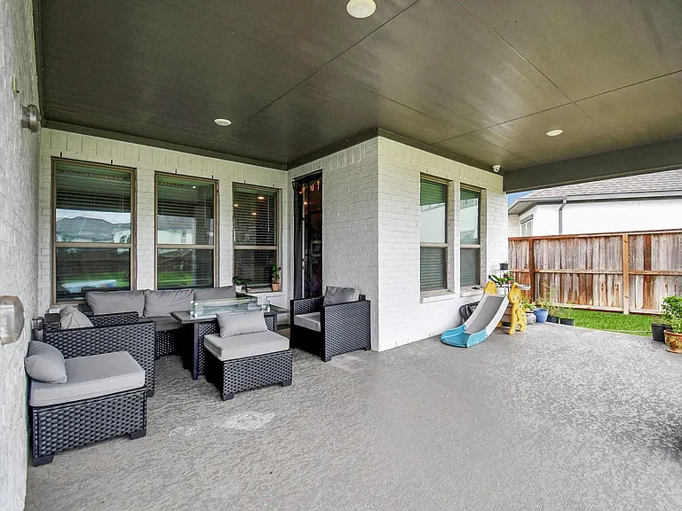 5411 Cavall Rd — Photo 38