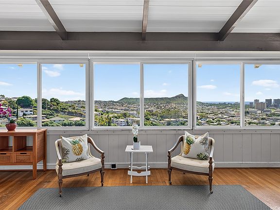 2nd image of 2908 Robert Pl