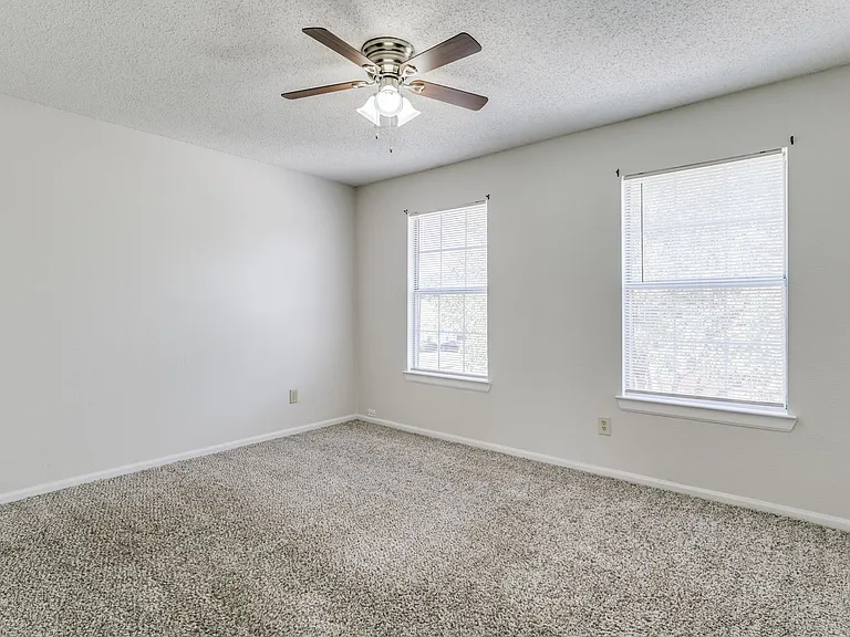 5504 Big Bend Dr — Photo 39