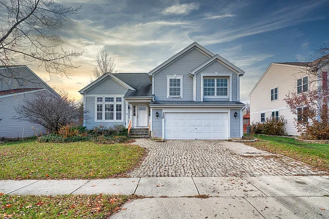 120 Lemans Dr photo 1