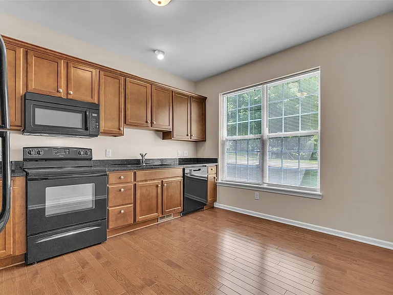 41590 Mitchell Rd — Photo 14