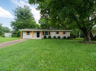 3711 Broadmor Rd NW, Huntsville, AL 35810