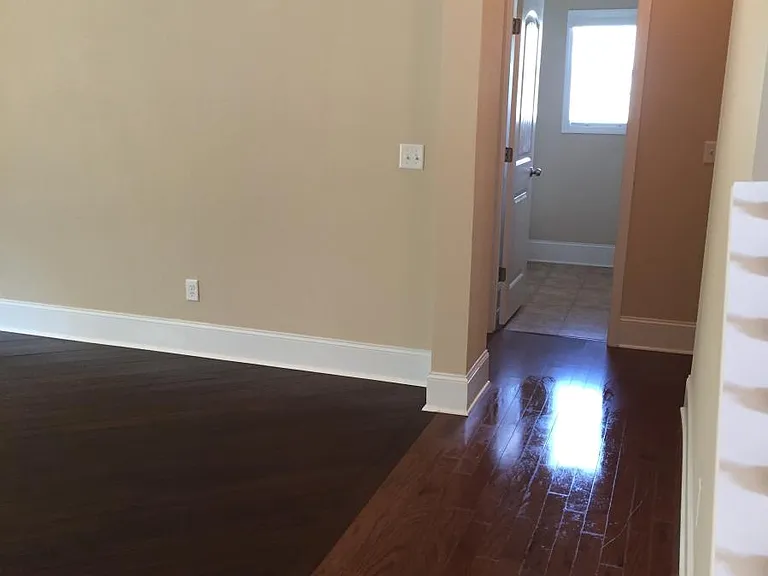 260 Mulberry Dr — Photo 8