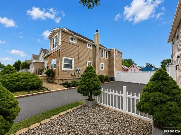 408 Forest St #410, Kearny, NJ 07032