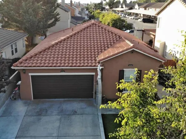 1646 Piazza Dr, Salinas, CA 93905