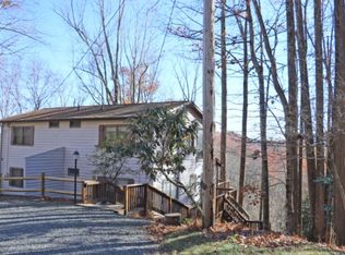 2962 Powder Horn Mountain Rd, Deep Gap, NC 28618